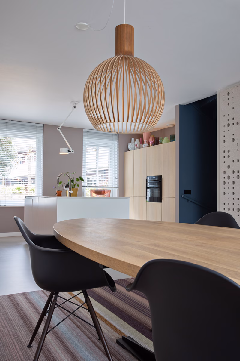 kleurrijke eetkamer keuken